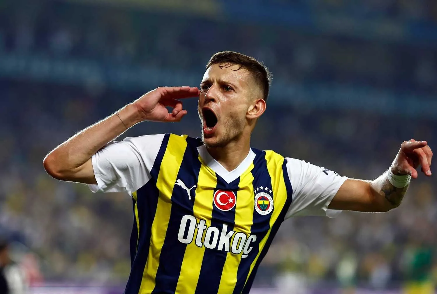 Szymanski’ye gözaltı!