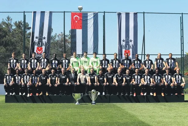 besiktasta-mutlulugun-fotografi-1621646502396.jpeg Beşiktaş’ta mutluluğun fotoğrafı-1