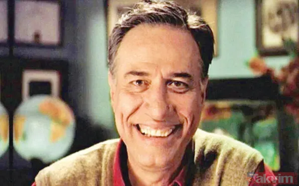 Kemal Sunal bakın ilk hangi filmle ünlü olmuş! Herkes farklı biliyordu! 22 yıl önce uçakta kalp krizi geçirerek ölmüştü! 'Benim sokağa atacak param yok' - 24