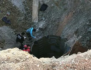 Kuyu açmaya çalışan işçiler toprak altında kaldı