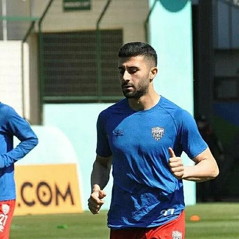 Somasporlu Emrecan amatörden Beşiktaş’a