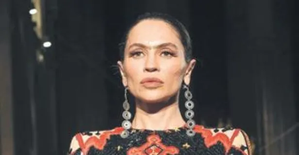 Rufat İsmayil Paris Fashion Week'te boy gösterdi! Günay Musayeva podyumun tozunu attırdı