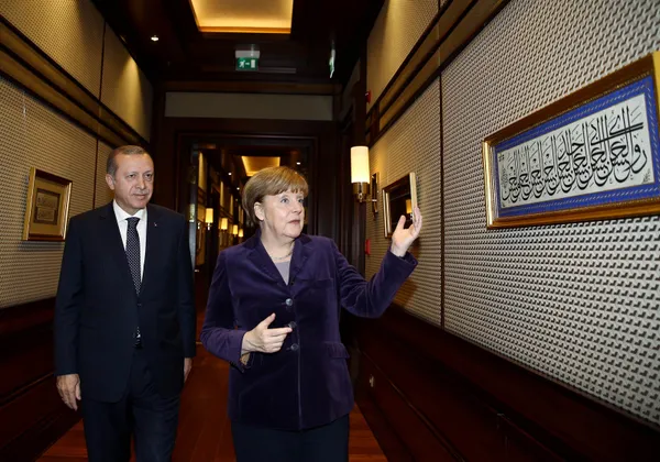 son-dakika-angela-merkel-almanya-basbakani-olarak-son-kez-turkiyeye-gelecek-1633690605515.jpg SON DAKİKA: Angela Merkel Almanya Başbakanı olarak son kez Türkiye'ye gelecek-7