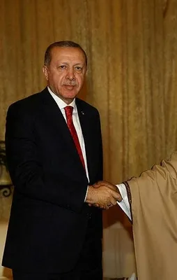 Ömer el-Beşir'den Erdoğan'a tebrik telefonu