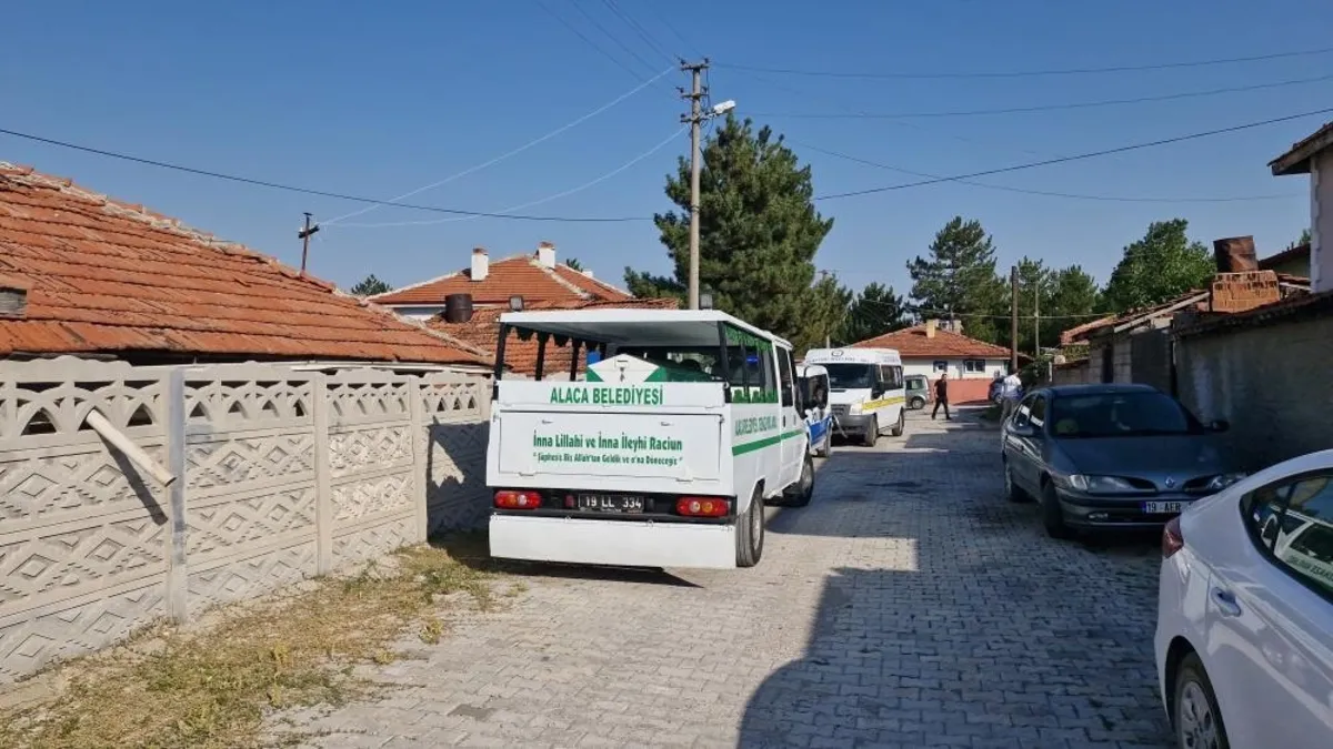 Çorum'da acı olay | Yaşlı adam evinde ölü bulundu