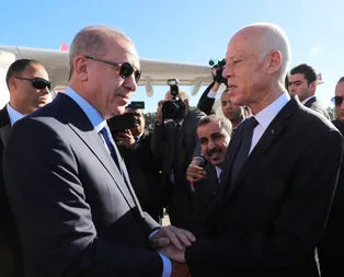 Başkan Erdoğandan Tunusta! İşte böyle karşılandı