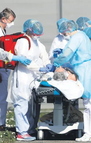 İspanya'da yaşlı insanlar bakımevlerinde ölüme terk ediliyor