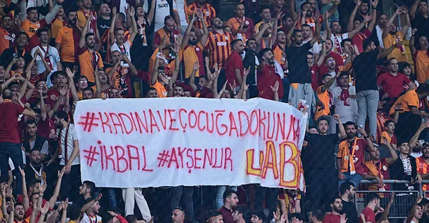 Galatasaray tribünlerinde İkbal Uzuner ve Ayşenur Halil pankartı!