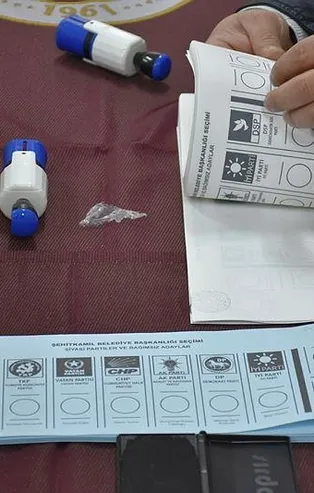 Son dakika: Yurt genelinde sandıklar kapandı! Oylar sayılıyor