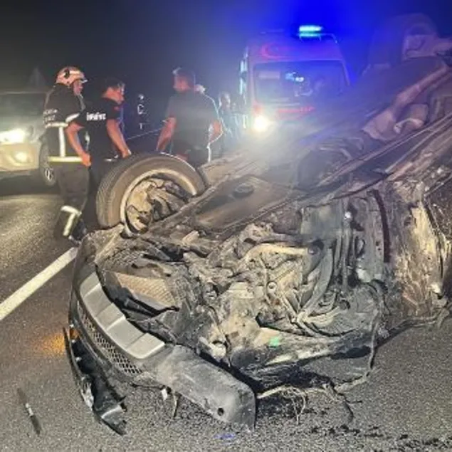 Minibüs şarampole düştü: 3 yaralı!