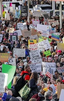 ABD'de 16 eyaletten Trump'a kınama