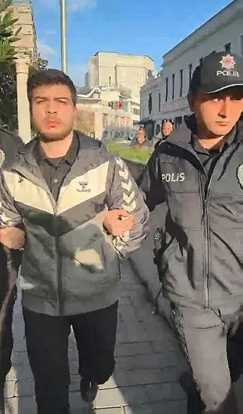 chp-yandasi-fatih-altaylidan-yeni-skandal-filistine-destek-yuruyusunden-donen-vatandasi-yumruklayan-provokator-1704122060709.jpeg