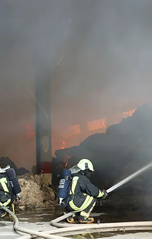 Denizli'de iplik fabrikasında çıkan yangın kontrol altına alındı