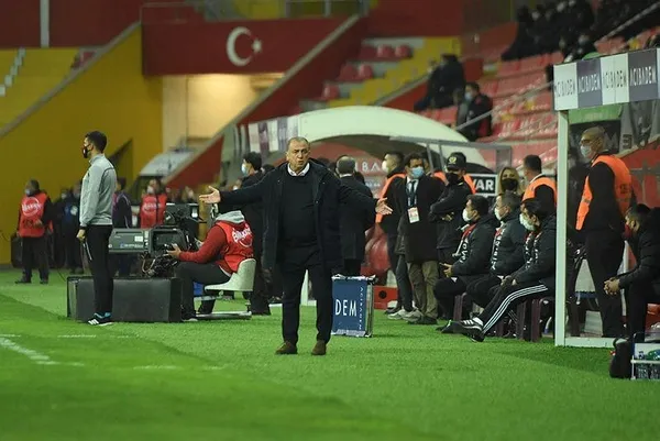 Fatih Terim'den oyunculara: Hatay deplasmanı bir maçtan fazlası-1