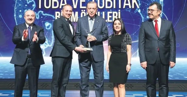 Başkan Recep Tayyip Erdoğan, Beştepe’de TÜBİTAK ve TÜBA Bilim Ödülleri Töreni’nde önemli açıklamada bulundu