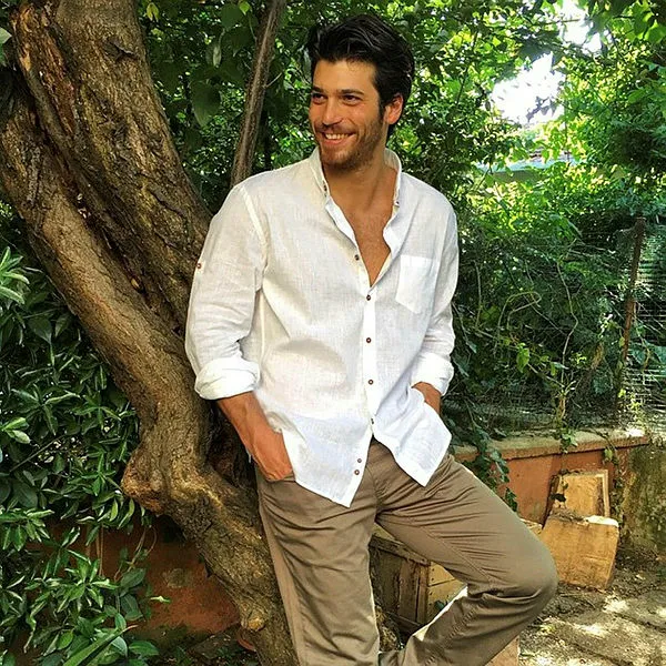 Can Yaman karakolluk oldu!-7