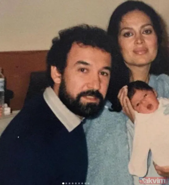 Yeşilçam'ın Sultan'ı Türkan Şoray'ın kızı Yağmur Ünal'dan 'ben de burdayım' pozları! Fizik boy pos her şey tam 'annesinin kızı' - 3