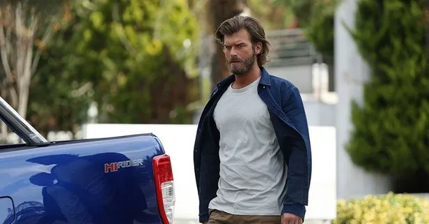 Kıvanç Tatlıtuğ yine hayvanseverlerin hedefinde! Kıvanç Tatlıtuğ kedisini sattı mı?