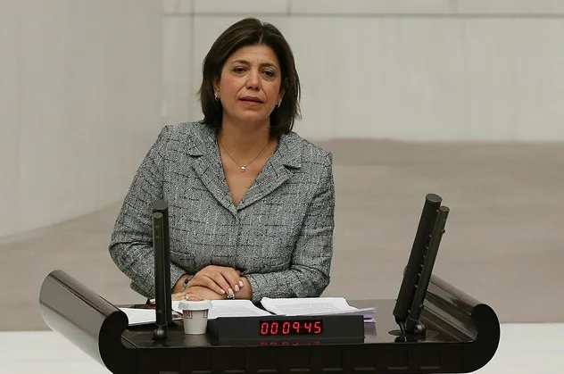 13 şehidin kanı elinde olan HDP katliamdaki rolü ortaya çıkınca PKK'ya göstermelik çağrıda bulundu!
