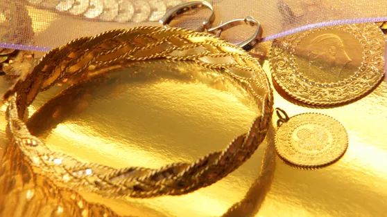Piyasalarda tarihi zirve: Gram altın 6 bin 345 lira, gümüş 84,4 dolara yükseldi!