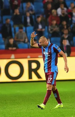 Burak Yılmaz'ın taraftara yaptığı hareketin faturası 500 bin TL