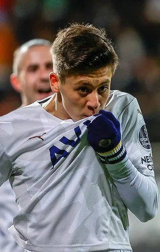 Arda Güler’i Barcelona Diego Rossi’yi Orlando scoutları izledi! Transfer sürprizi...