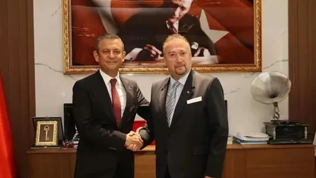 Özkan Yalım’ın 6 sevgilisi CHP’yi karıştırdı | Partililerden Özgür Özel’e tepki: İnsan içine çıkamıyoruz
