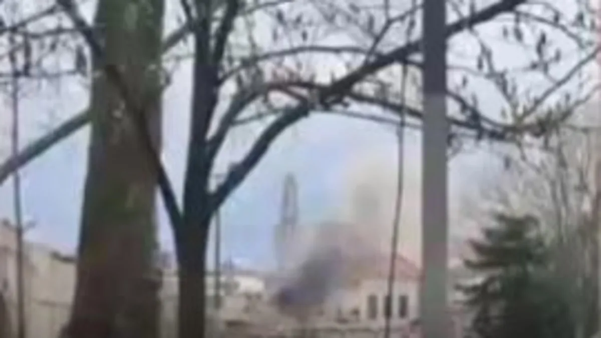 Son dakika: İstanbul Fatih'te bina yangını: 1 kişi hayatını kaybetti