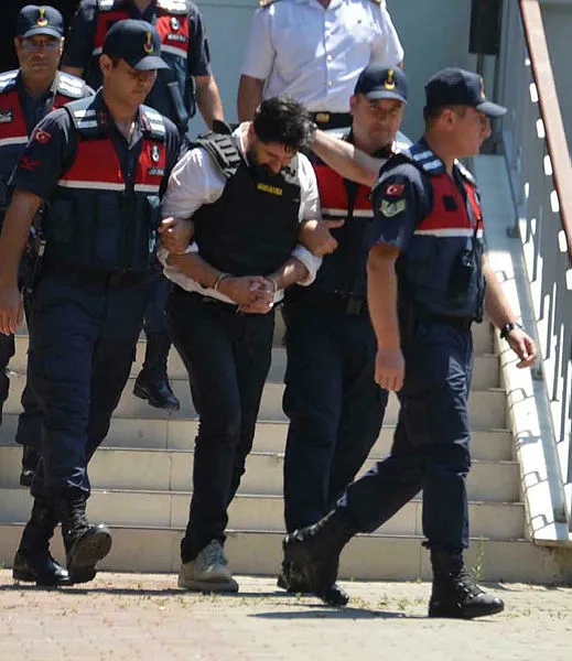 Son dakika: Fen Bilimleri Eğitim Kurumlarının kurucusu Nazmi Arıkan'ın katili cezaevinde kendini astı! Dikkat çeken not detayı-5