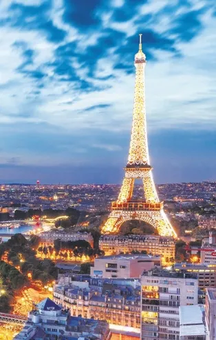 Beyaz Türkler çıkarma yaptı! 'Zühtü' Paris'in en ünlü restoranında çalma listesine eklendi