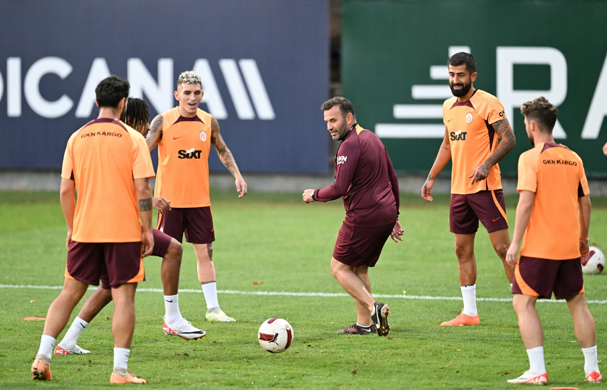 Galatasaray'da Okan Buruk'tan yönetime flaş talep! - 6