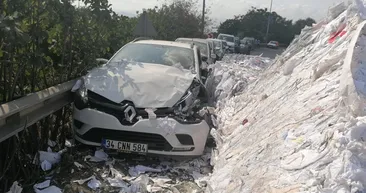 Gebzede korku dolu anlar: Freni boşalan kamyonu park halindeki araçların üzerine sürdü