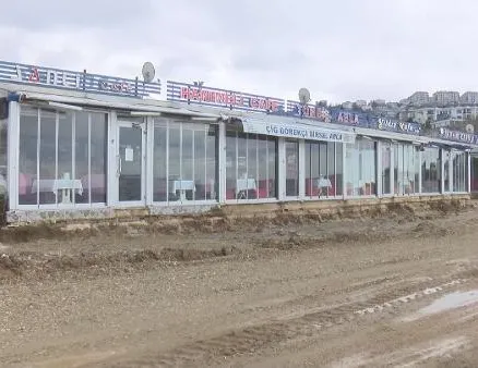 Esnaf CHP’li belediyeye isyan etti