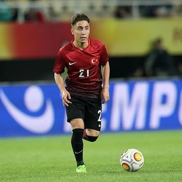 Amed Emre’nin peşine düştü