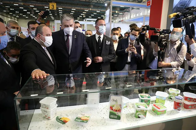 Bakan Varank, 'Çok önemli bir projeyi hayata geçiriyoruz' diyerek duyurdu! Yerlilik oranı 2026'da yüzde 68'e çıkacak