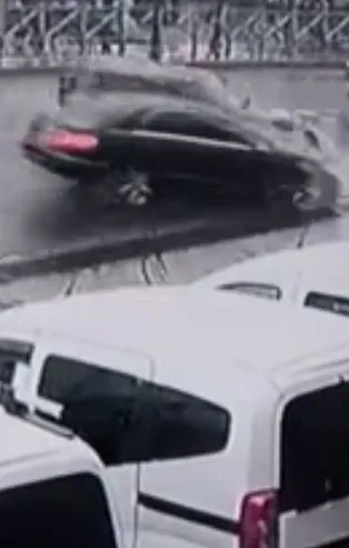 Kafa kafaya kaza! O anlar kamerada