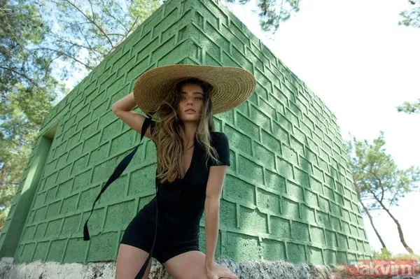 Ada Masalı'nın Haziran'ı Ayça Ayşin Turan süper mini tulumuyla nefes kesti! Peş peşe paylaştı herkes onu konuştu - 5