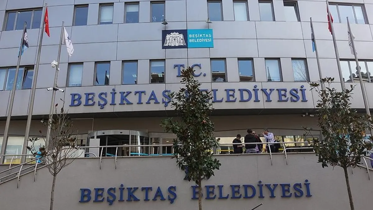 CHP'li Beşiktaş Belediyesi gözünü esnafın cebine dikti! Yeni vergi türü ürettiler