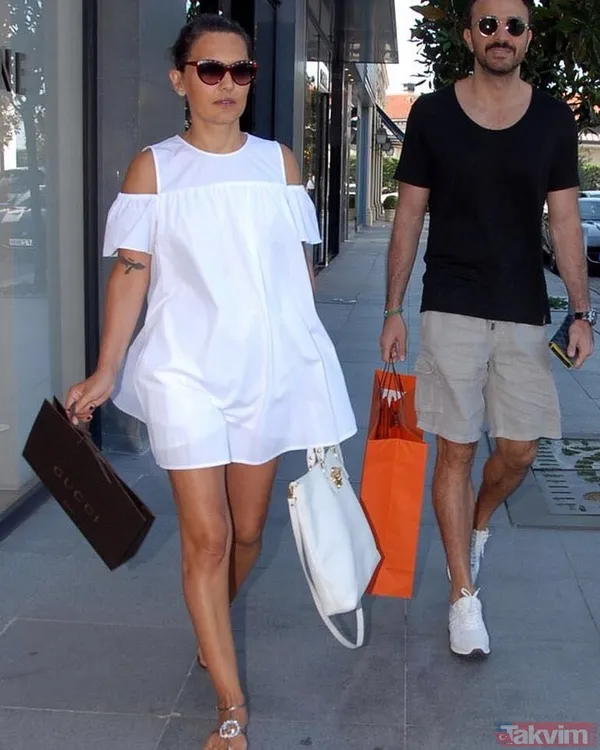 Demet Akalın’ın 53’üncü yaş gününde Okan Kurt tüm arşivi ortaya döktü! İşte “Kaderin cilvesi” dedirten tanışma hikayeleri... - 8