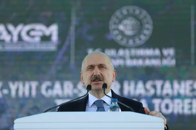 Bakan Adil Karaismailoğlu'ndan "Çanakkale Köprüsü" açıklaması: Bölgeyi ticari kavşak noktası haline getirecek
