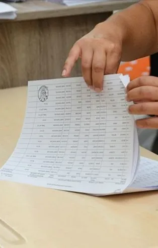 KKTC'de anketler Ersin Tatar'ı işaret ediyor