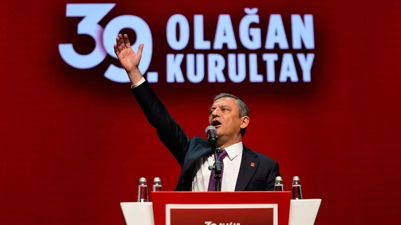 chpde-kriz-derinlesiyor-kilicdaroglu-icin-yeni-hareket-cagrilari-yukseldi-1767657671217.jpeg