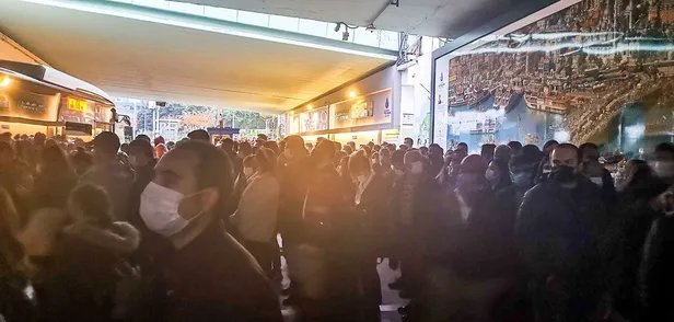 istanbullu-isten-cikip-evine-gidemiyor-chpli-ekrem-imamoglu-yonetimindeki-ibb-vatandasi-usandirdi-bu-kez-tramvaylar-1636999349628.jpeg İstanbullu işten çıkıp evine gidemiyor! CHP'li Ekrem İmamoğlu yönetimindeki İBB, vatandaşı usandırdı: Bu kez tramvaylar-8