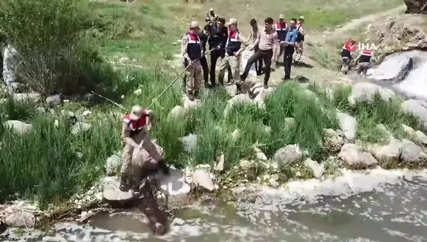 Güvenlik güçleri uçan balıklar için seferber oldu