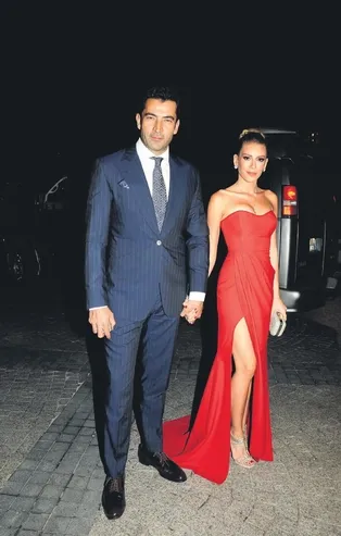 'Kim Milyoner Olmak İster'in sunucusu Kenan İmirzalıoğlu ve eşi Sinem Kobal yine gönülleri fethetti! Kızları Lalin’in 40’ı çıkınca...