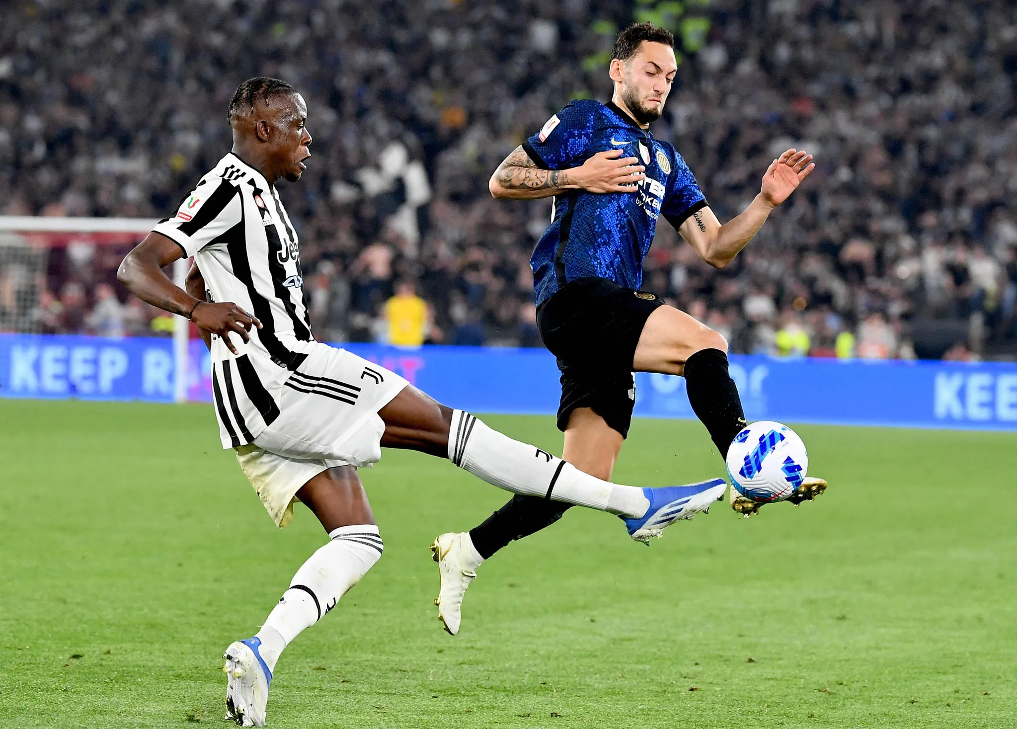 Galatasaray peşinden koşmuştu! Fenerbahçe kapıyor - 29