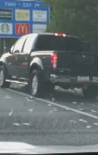 Zırhlı araçtaki paralar yola saçıldı!