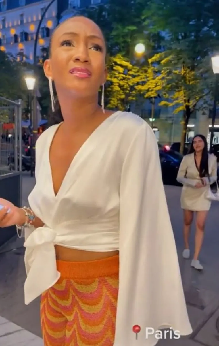 Batı işte bu! Fransa'da siyahi kadınlar restoranta alınmadı