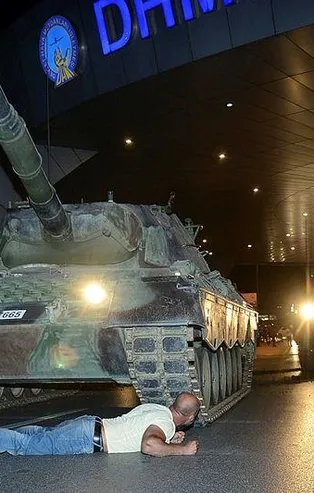 15 Temmuz’da tankın önüne yatan Metin Doğan CHP'liler tarafından bakın nasıl dışlanmış!