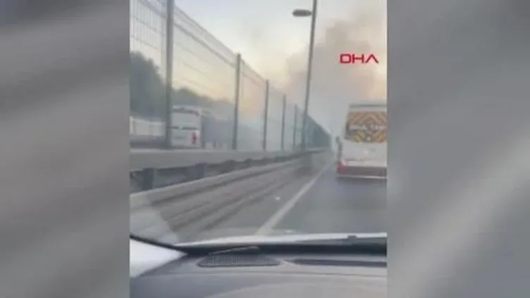 Bayrampaşa’da metrobüs yangını!